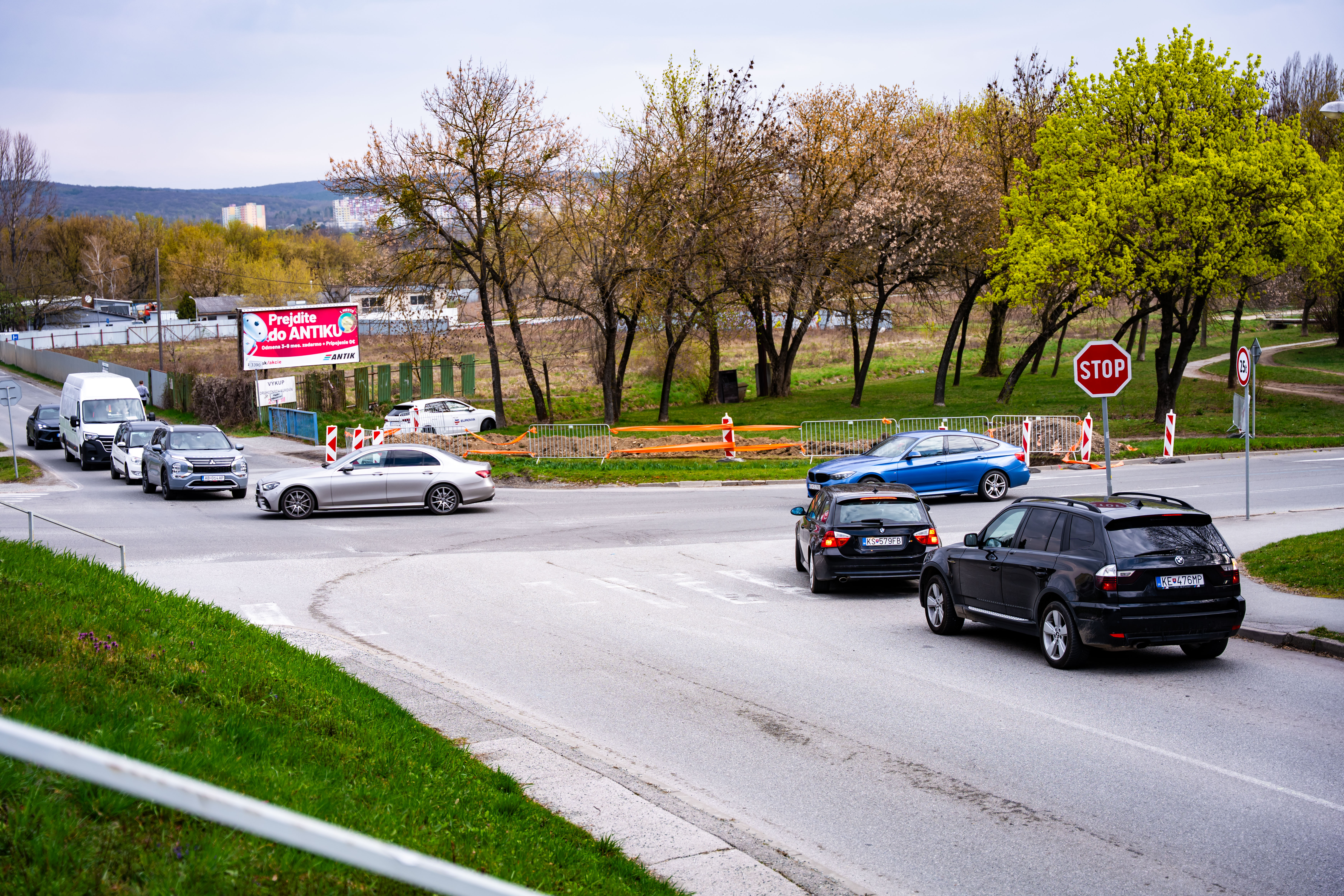 Tlacovy brifing k realizacii okruznej krizovatky na Kostolianskej ceste -1-7